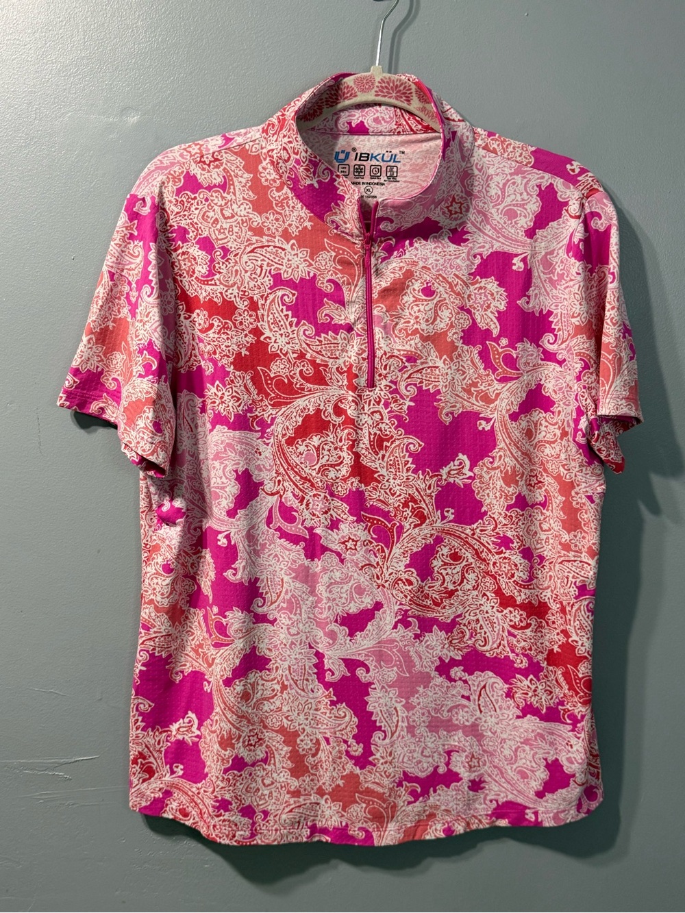 IBKUL UPF50+ Pascha Print Pink Short Sleeve Golf Quarter Zip Women’s Top Size XL - Picture 2 of 10